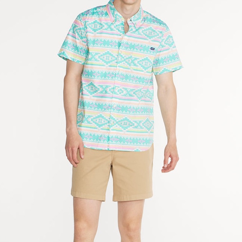 Men’s Sz Med Chubbies The En Fuego Wild Shirt Sleeve Button Down